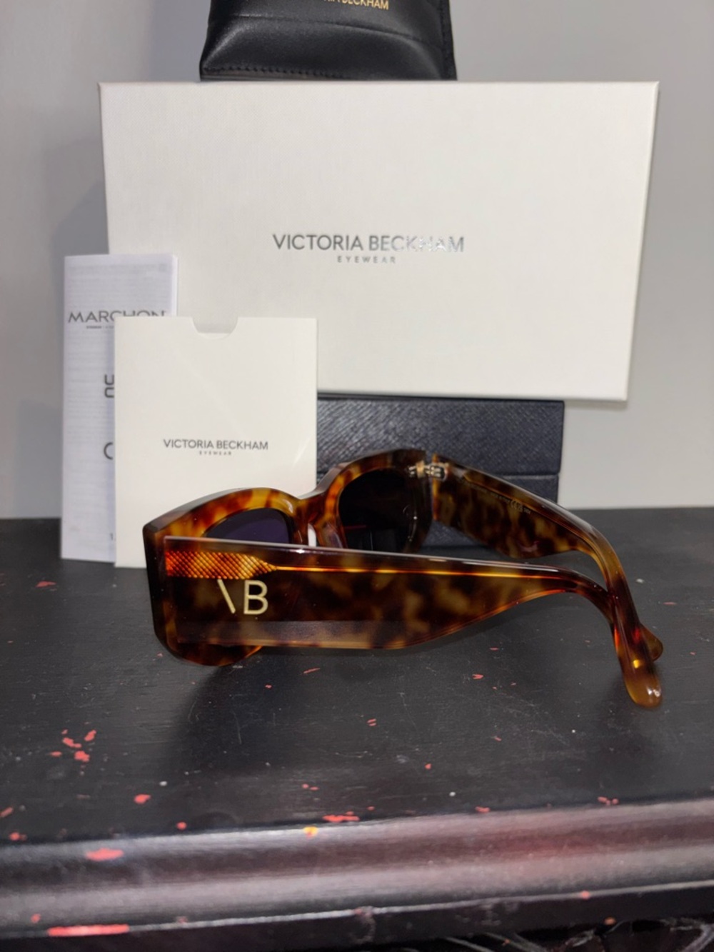 Victoria Beckham VB654S Light Tortoise Sunglasses in Case NIB - Picture 2 of 5